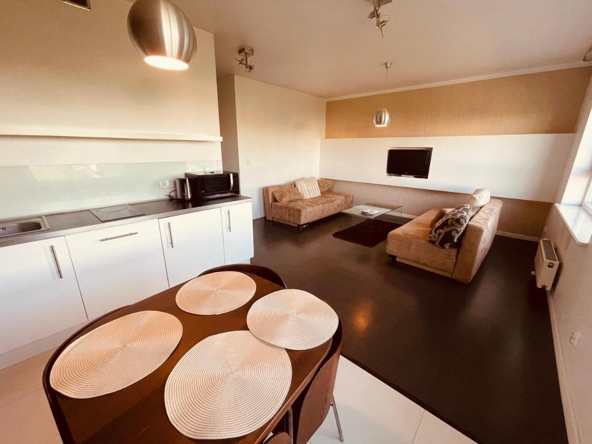 Apartamenty Ktw Debowe Tarasy 카토비체 외부 사진
